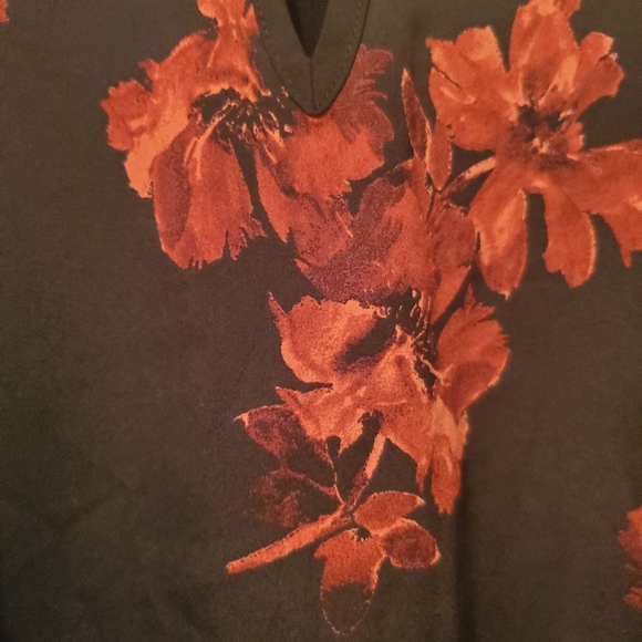 41 Hawthorn Black Floral Blouse - Picture 5 of 6